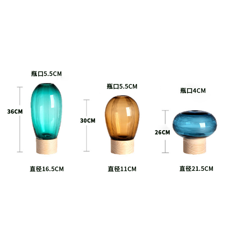 Stained glass vase with pine base17 02